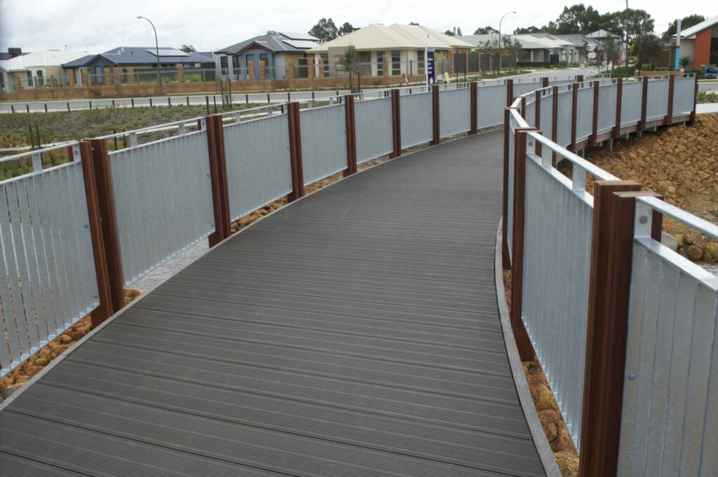 295 Decking DSC 0078 scaled 1 scaled e1727846000543