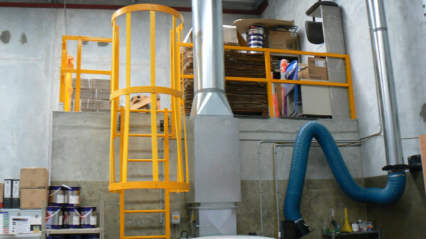 Ladders & Cages