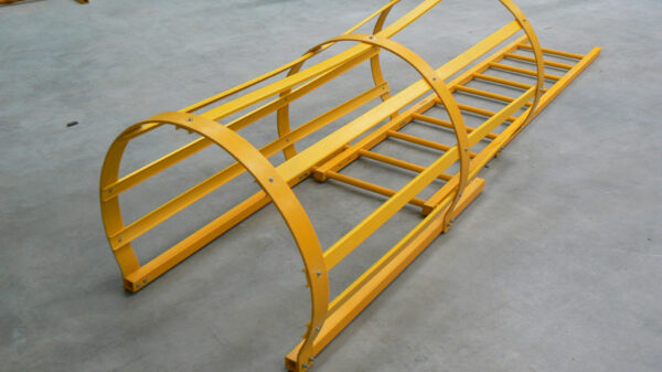 Ladders & Cages
